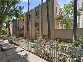 7260 Hillside Avenue 305, Los Angeles CA 90046