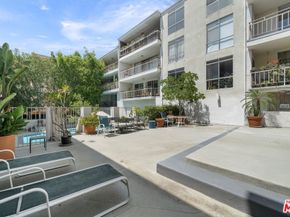 7260 Hillside Avenue 305, Los Angeles CA 90046