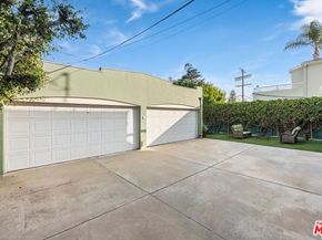 104 N Harper Avenue, Los Angeles CA 90048