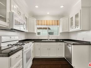 104 N Harper Avenue, Los Angeles CA 90048