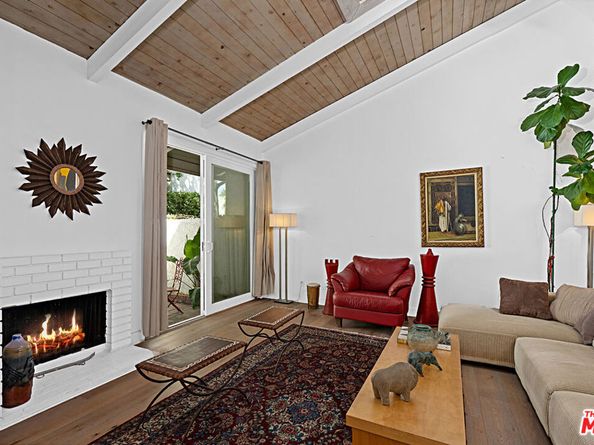 11824 Moorpark Street F, Studio City CA 91604