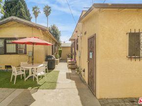 716 W 30th Street, Los Angeles CA 90007