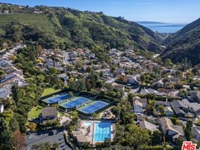 1423 Avenida De Cortez, Pacific Palisades CA 90272