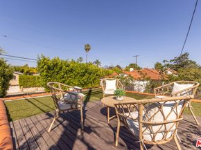 445 N Lucerne Boulevard, Los Angeles CA 90004