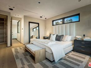 13221 Hesby Street, Sherman Oaks CA 91423