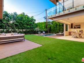 13221 Hesby Street, Sherman Oaks CA 91423