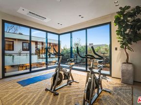 13221 Hesby Street, Sherman Oaks CA 91423