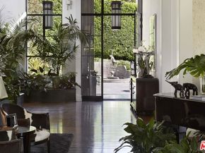 107 Delfern Drive, Los Angeles CA 90077