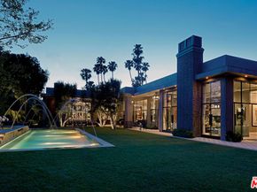107 Delfern Drive, Los Angeles CA 90077