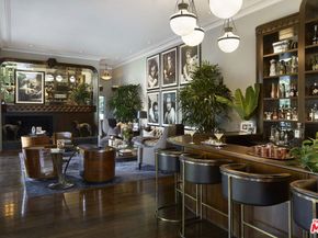 107 Delfern Drive, Los Angeles CA 90077