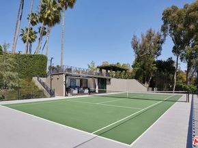 107 Delfern Drive, Los Angeles CA 90077