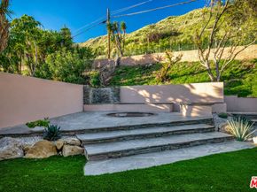 20207 Piedra Chica Road, Malibu CA 90265