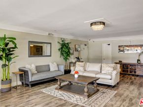 12325 Chandler Boulevard, Valley Village CA 91607