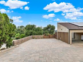 16117 Martincoit Rd, Poway CA 92064