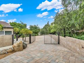 16117 Martincoit Rd, Poway CA 92064