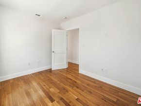 1206 S Burnside Avenue, Los Angeles CA 90019