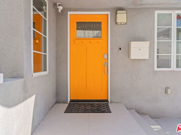 1206 S Burnside Avenue, Los Angeles CA 90019