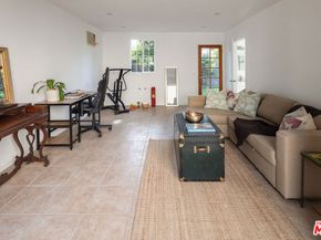 4427 Vantage Avenue, Studio City CA 91604