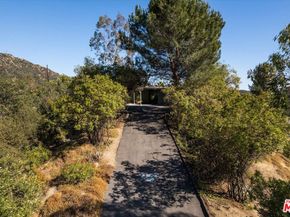 2885 Edgewick Road, Glendale CA 91206