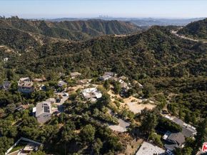 2885 Edgewick Road, Glendale CA 91206