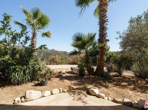 2885 Edgewick Road, Glendale CA 91206