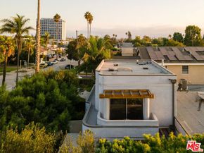 507 N Lucerne Boulevard, Los Angeles CA 90004