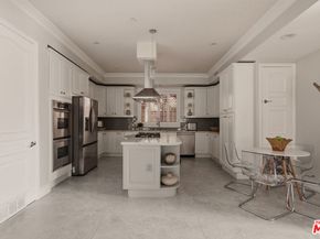 1610 Camden Avenue 101, Los Angeles CA 90025