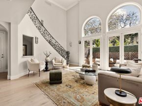 1610 Camden Avenue 101, Los Angeles CA 90025