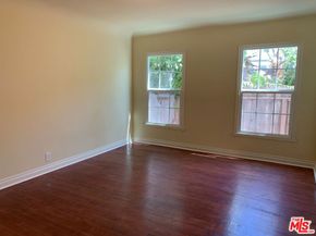 931 S Holt Avenue, Los Angeles CA 90035