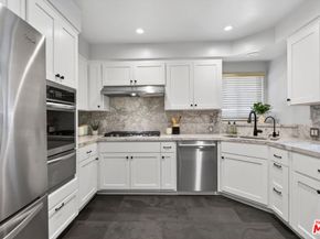 4563 Finley Avenue 3, Los Angeles CA 90027