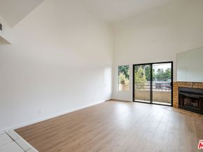 12007 Rochester Avenue 3, Los Angeles CA 90025
