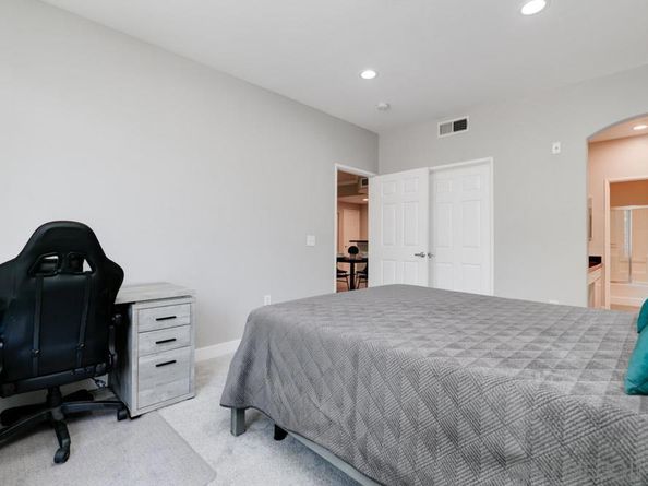 9245 Regents Rd M212, La Jolla CA 92037