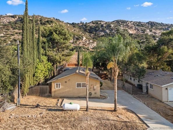 15563 Olde Hwy 80, El Cajon CA 92021