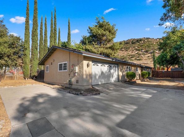 15563 Olde Hwy 80, El Cajon CA 92021