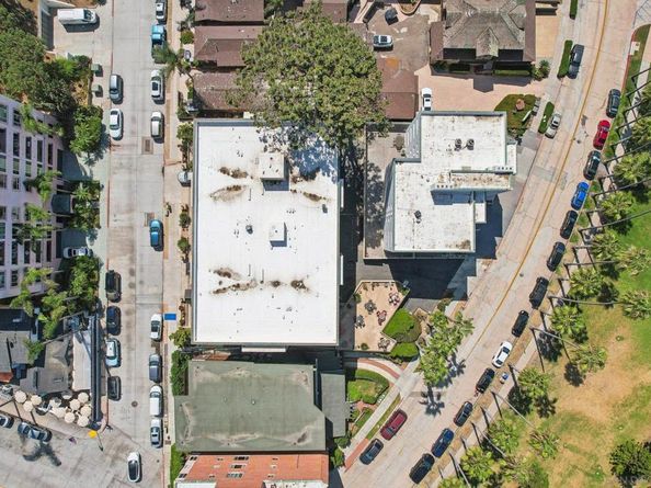 1040 Coast Blvd S 102, La Jolla CA 92037