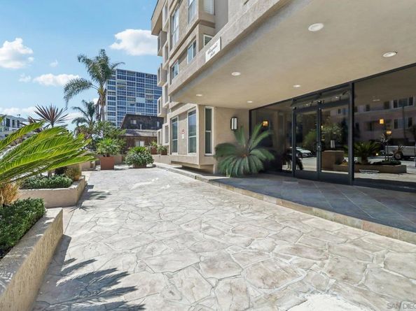 1040 Coast Blvd S 102, La Jolla CA 92037