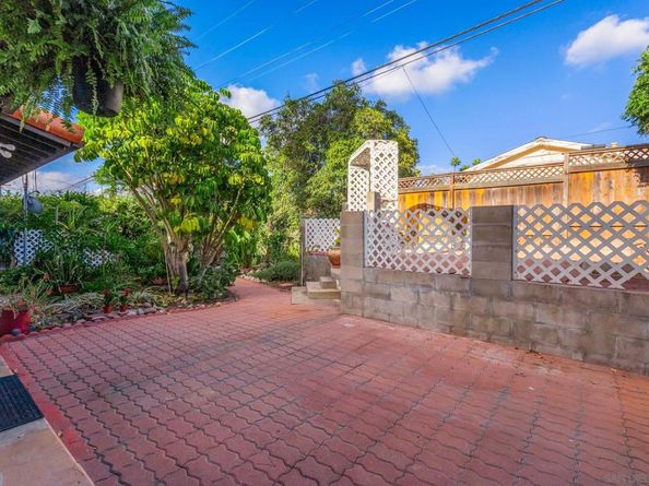 5645 Severin Drive, La Mesa CA 91942