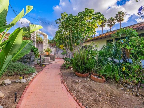 5645 Severin Drive, La Mesa CA 91942