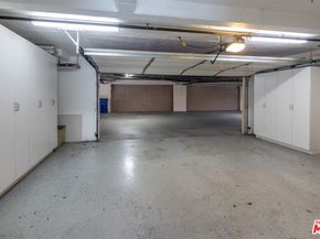 5635 Woodman Avenue F, Valley Glen CA 91401