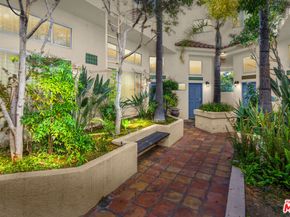 5635 Woodman Avenue F, Valley Glen CA 91401