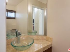 5635 Woodman Avenue F, Valley Glen CA 91401