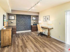 5635 Woodman Avenue F, Valley Glen CA 91401