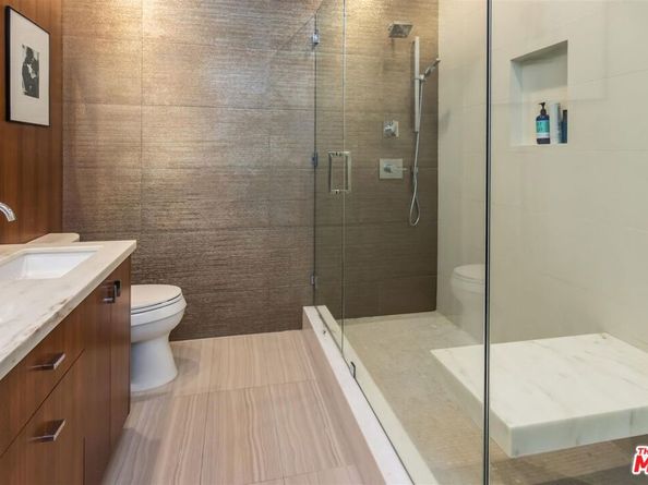 5635 Woodman Avenue F, Valley Glen CA 91401