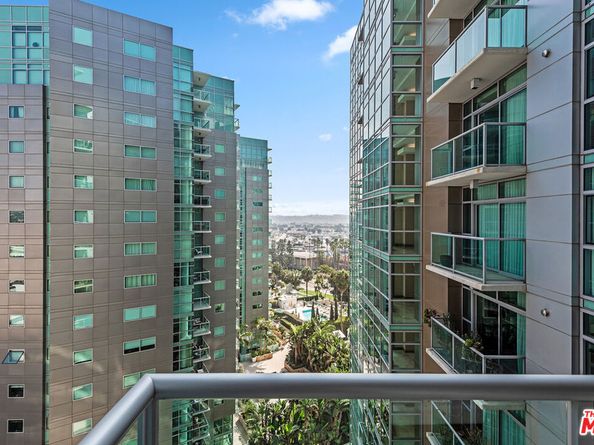 13700 Marina Pointe Drive 1426, Marina Del Rey CA 90292