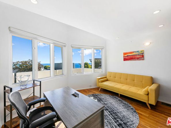 3885 Rambla Orienta, Malibu CA 90265