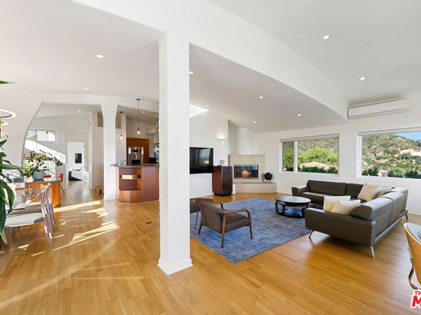 3885 Rambla Orienta, Malibu CA 90265