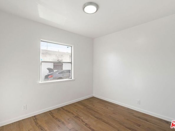 931 W Gage Avenue, Los Angeles CA 90044