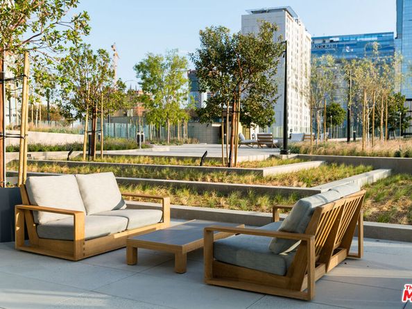 889 Francisco Street 807, Los Angeles CA 90017