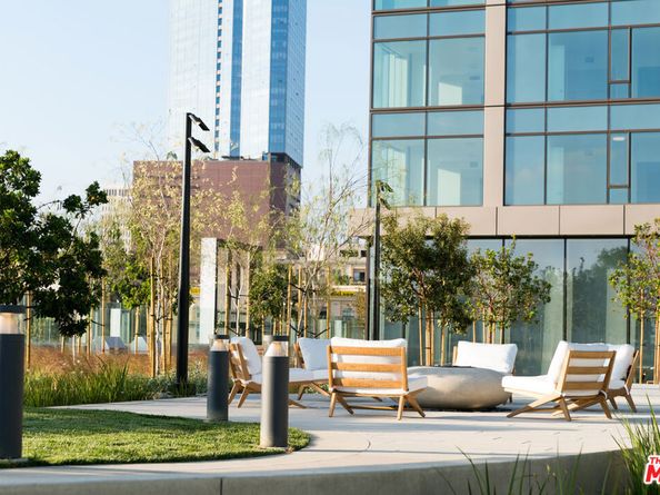 889 Francisco Street 807, Los Angeles CA 90017