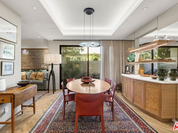 2263 Century 206, Los Angeles CA 90067